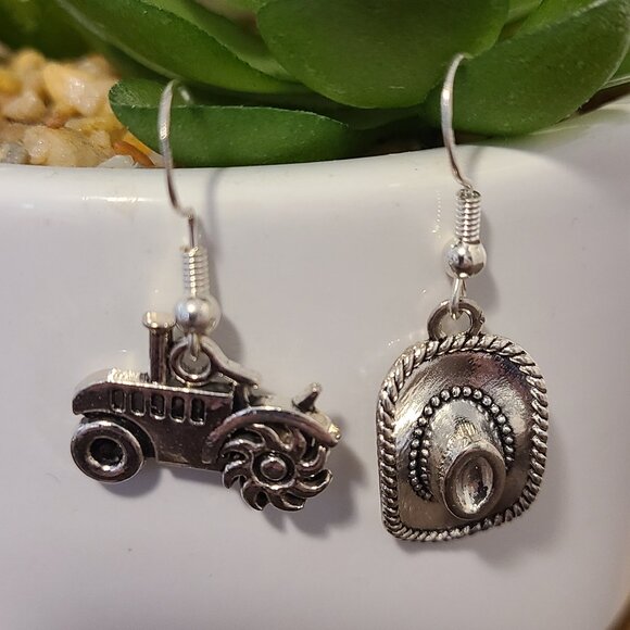 Handcrafted Cowboy Hat‎ & Tractor Dangle Drop Earrings Silver Tone NEW Rodeo - Picture 2 of 4